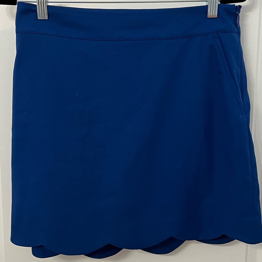 Vineyard Vines Scalloped Bottom Skirt.  Size 12